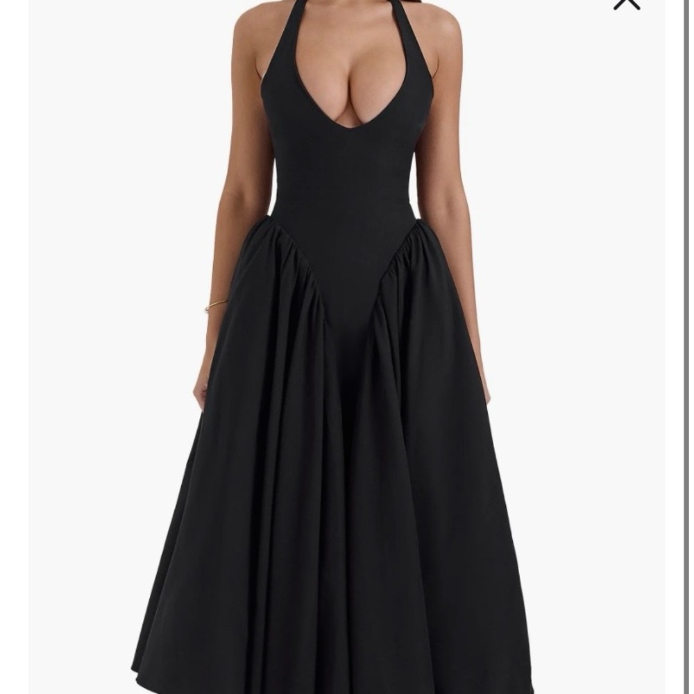House of CB Black Midi Dress +Cup
